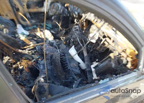 2007 BMW 328I z USA, uszkodzony, nr VIN WBAVA37567NE28772